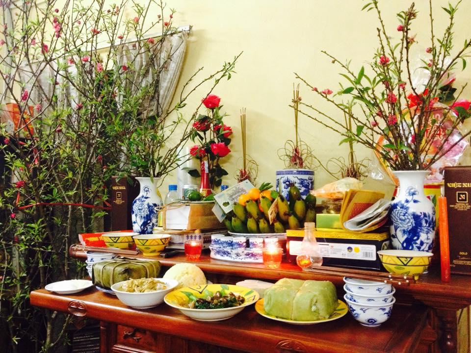 Cách trang trí bàn thờ đẹp ngày Tết hợp với từng vùng miền Việt Nam