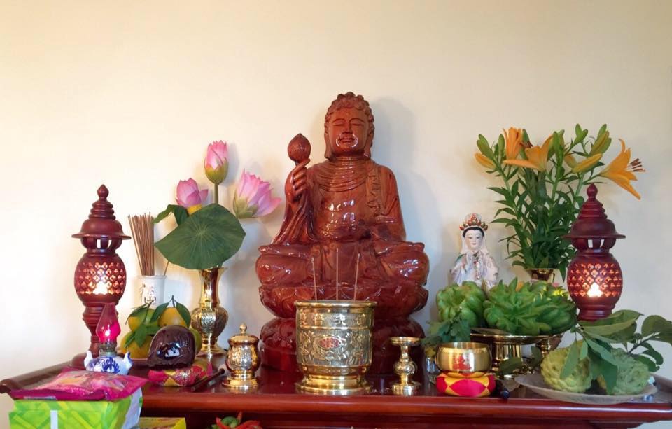 Cách thờ Phật A Di Đà chuẩn tại gia rước tài lộc vào nhà