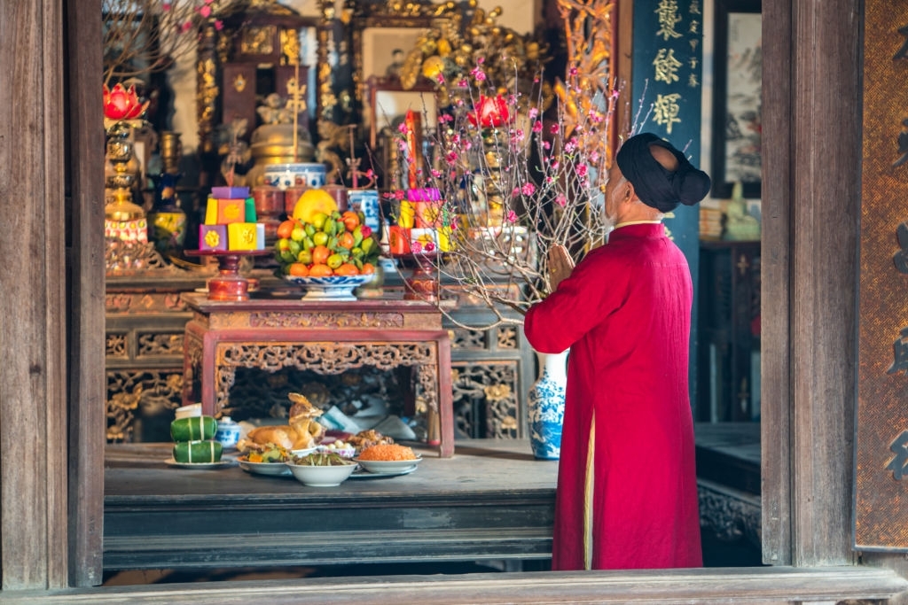 Tìm hiểu phong tục thờ cúng ở Huế trong ngày Tết